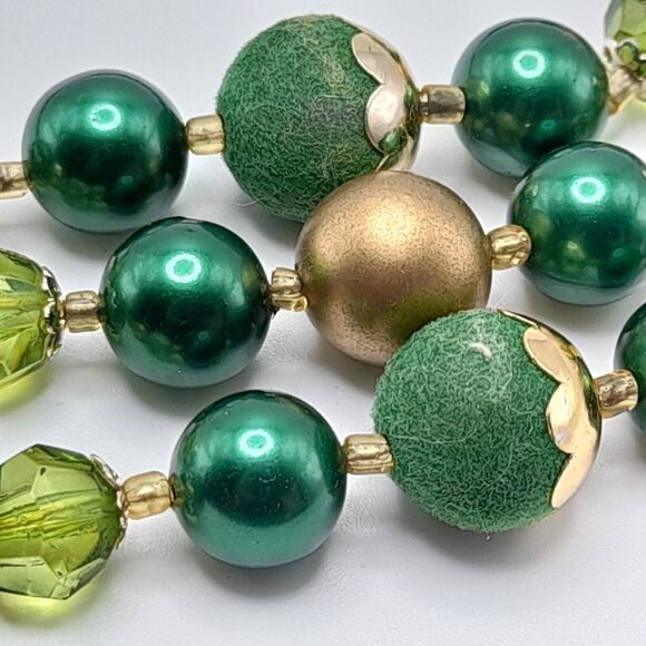 Vintage Japan 3-Strand Green Faux Pearl and Gold Tone Bead Necklace, 16" - Picture 11 of 16